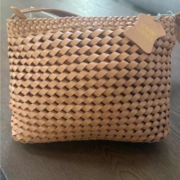 Valerie Stevens Handbags - NWT Valerie Stevens Woven Clutch in Tan